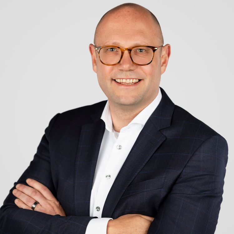 mr. Roy Van Cleef Omzetbelasting (btw en bcf), Overdrachtsbelasting, Tax Control