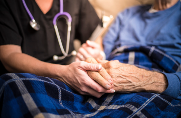 Hospicezorg is voor de btw niet per definitie vrijgesteld van btw